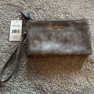 Nine West wristlet wallet
